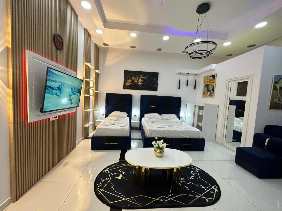 Esto's Near Tirana Airport 1 - Self Checkin -netflix - Free Parking Apartamento *