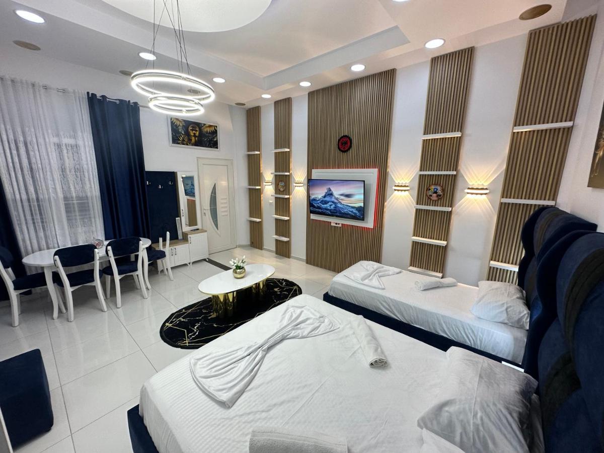 Esto's Near Tirana Airport 1 - Self Checkin -netflix - Free Parking Apartamento
